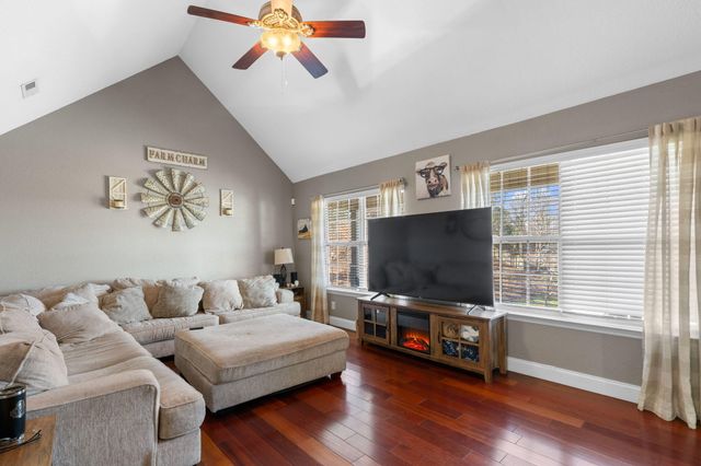 175 NW Stonewood Drive NW 37, Cleveland, TN 37311