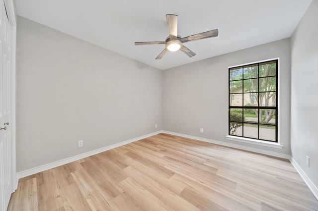 306 Westpark Drive N, Mckinney, TX 75071