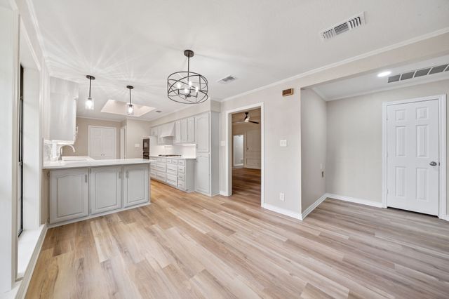 306 Westpark Drive N, Mckinney, TX 75071