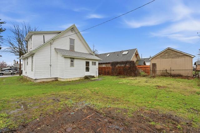 313 E Gordon Ave, Spokane, WA 99212