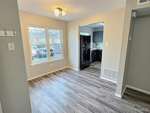 628 Sugar Trail Court 1, St Peters, MO 63376
