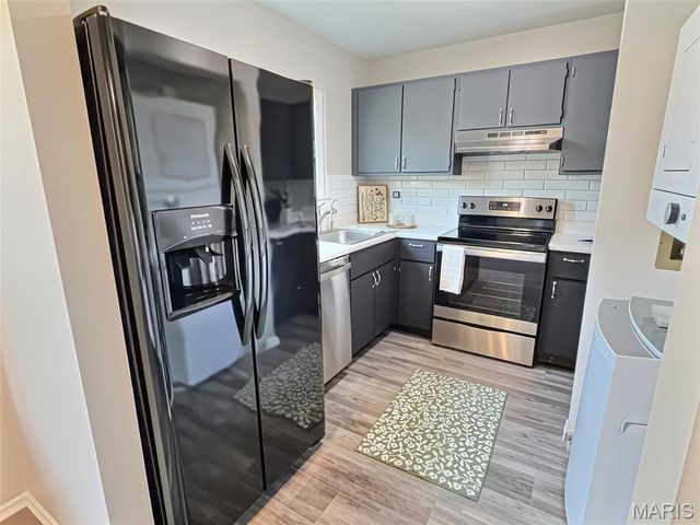 628 Sugar Trail Court 1, St Peters, MO 63376
