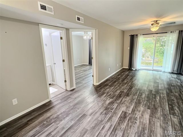 628 Sugar Trail Court 1, St Peters, MO 63376