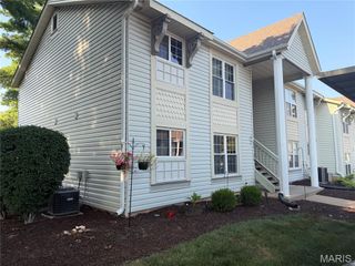 628 Sugar Trail Court 1, St Peters, MO 63376