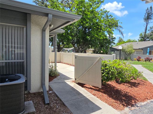 2606 29TH AVE W 12, Bradenton, FL 34205