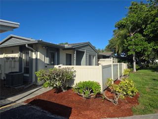2606 29TH AVE W 12, Bradenton, FL 34205