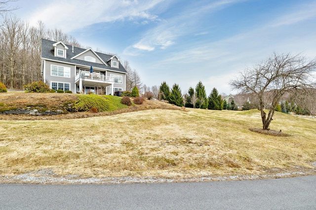 6 Gamache Drive, St. Albans Town, VT 05478