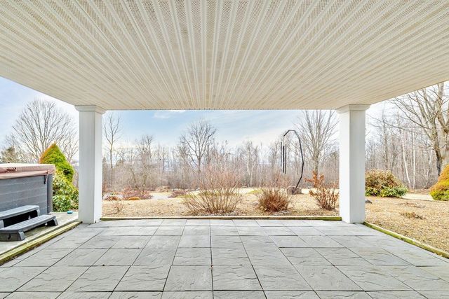6 Gamache Drive, St. Albans Town, VT 05478