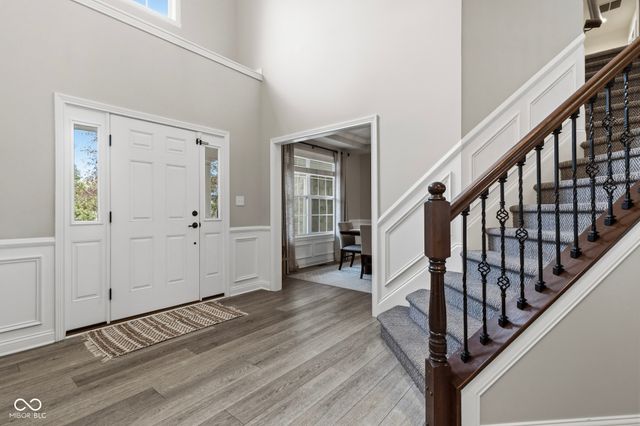 16337 Stonewolf Boulevard, Noblesville, IN 46060
