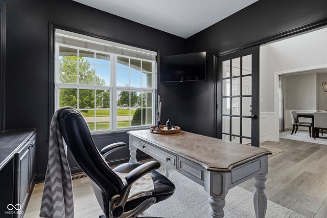 16337 Stonewolf Boulevard, Noblesville, IN 46060