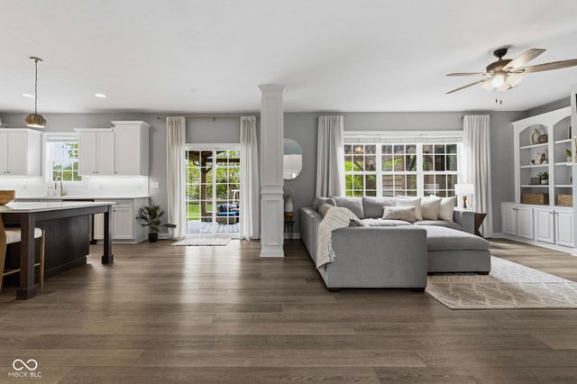 16337 Stonewolf Boulevard, Noblesville, IN 46060
