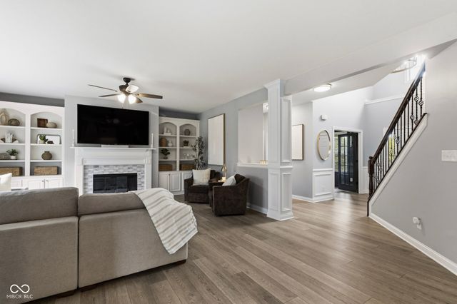 16337 Stonewolf Boulevard, Noblesville, IN 46060