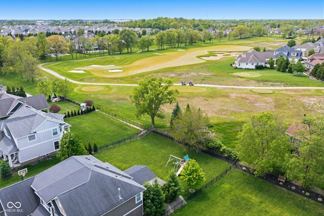 16337 Stonewolf Boulevard, Noblesville, IN 46060