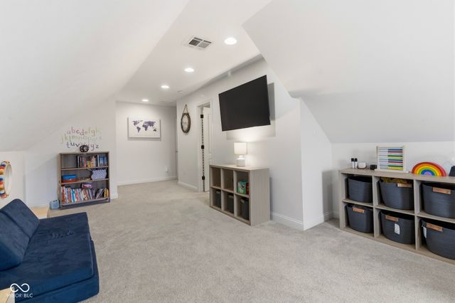 16337 Stonewolf Boulevard, Noblesville, IN 46060