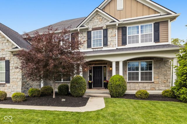 16337 Stonewolf Boulevard, Noblesville, IN 46060