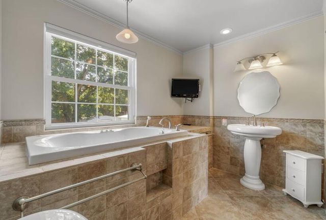 14 Winfield Way Way, Mary Esther, FL 32569