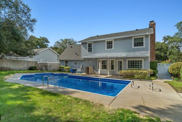 14 Winfield Way Way, Mary Esther, FL 32569