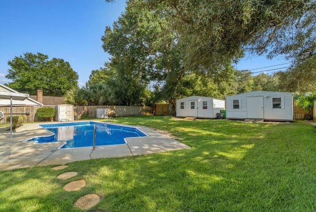 14 Winfield Way Way, Mary Esther, FL 32569