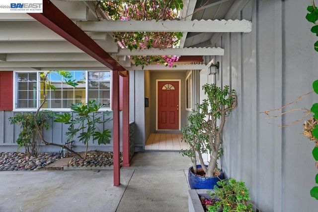 974 Pocatello Ave, Sunnyvale, CA 94087