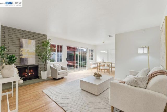 974 Pocatello Ave, Sunnyvale, CA 94087