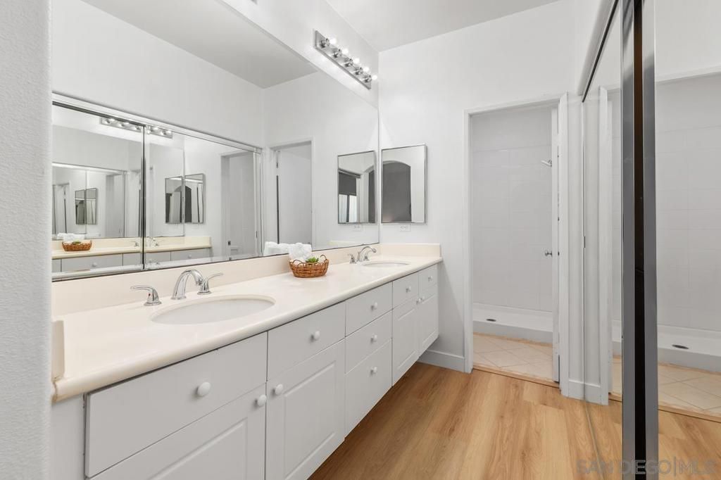 Image 20 of property listing at 12678 Carmel Country Rd 27, San Diego, CA 92130