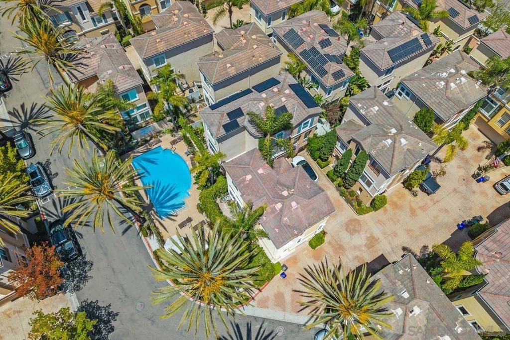 Image 29 of property listing at 12678 Carmel Country Rd 27, San Diego, CA 92130