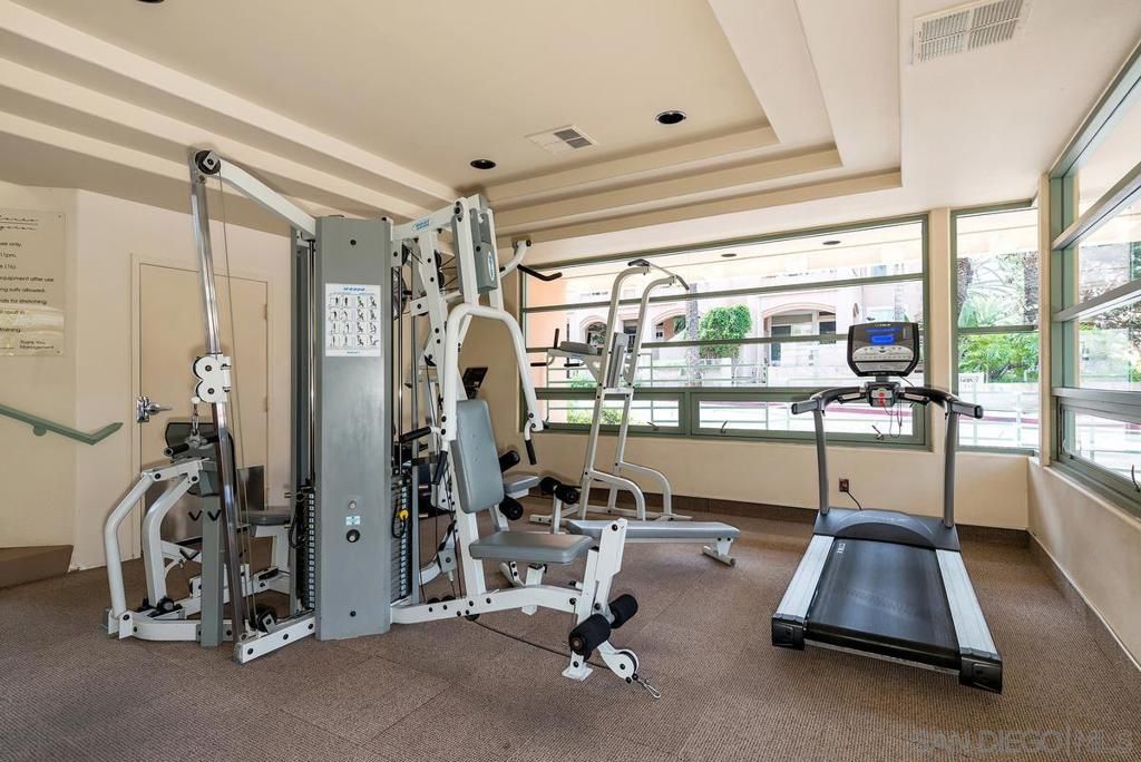 Image 36 of property listing at 12678 Carmel Country Rd 27, San Diego, CA 92130