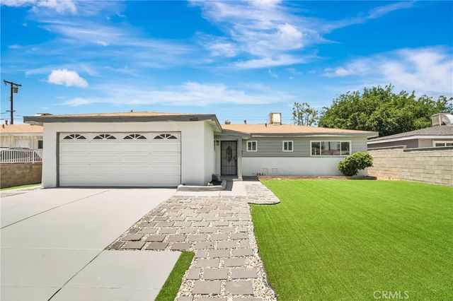 44703 2nd Street E, Lancaster, CA 93535