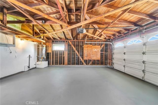 44703 2nd Street E, Lancaster, CA 93535