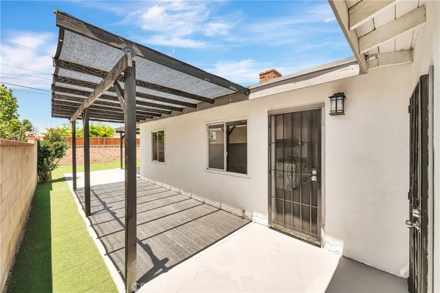 44703 2nd Street E, Lancaster, CA 93535