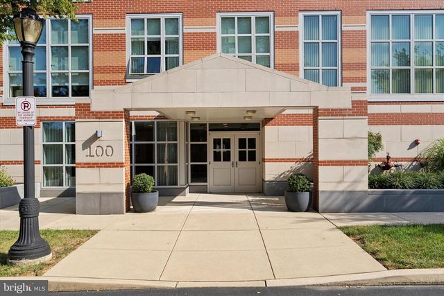 125 IRON WORKS WAY, Wayne, PA 19087
