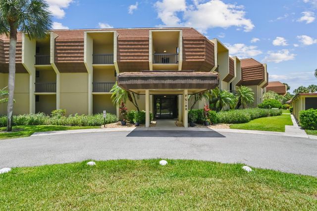 5188 Woodland Lakes Drive 332, Palm Beach Gardens, FL 33418
