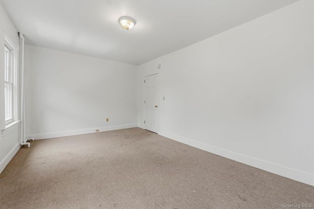 9 Desmond Avenue, Bronxville, NY 10708
