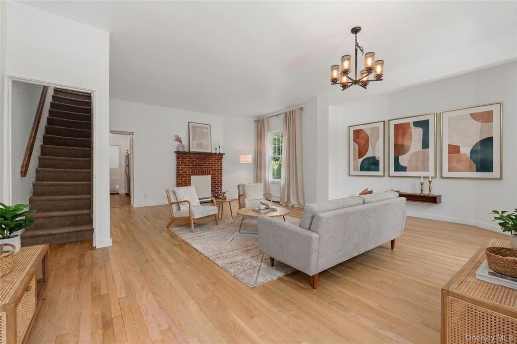 9 Desmond Avenue, Bronxville, NY 10708 — photo 3