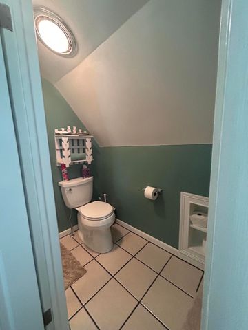 595 Rolling Meadows Drive, Hudson, MI 49247