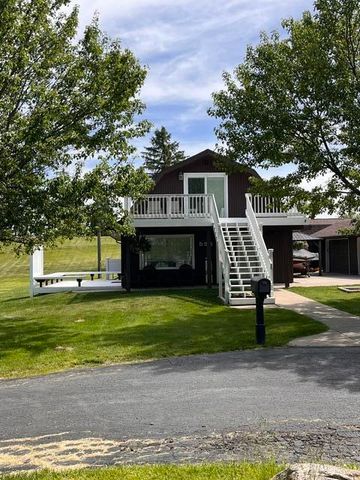 595 Rolling Meadows Drive, Hudson, MI 49247