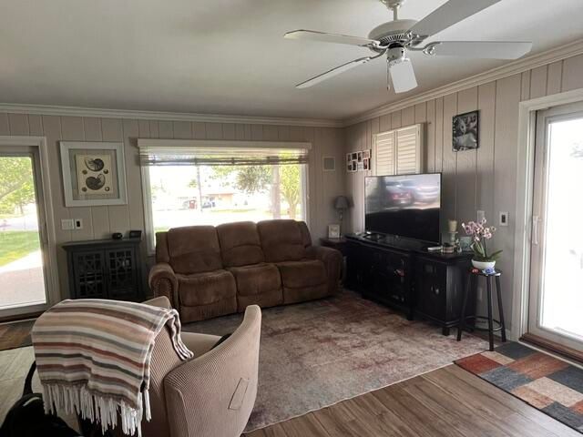 595 Rolling Meadows Drive, Hudson, MI 49247