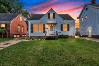 13305 Highlandview Avenue, Cleveland, OH 44135