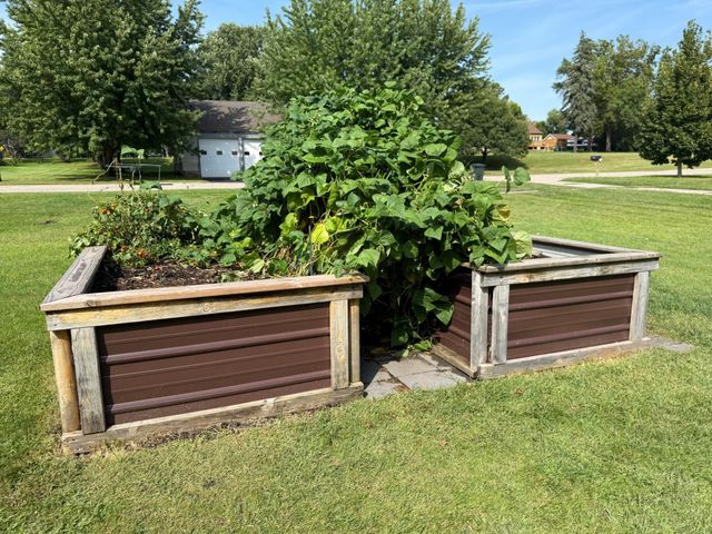 811 E Division Street, Elbow Lake, MN 56531