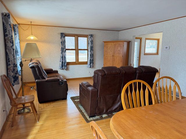 811 E Division Street, Elbow Lake, MN 56531