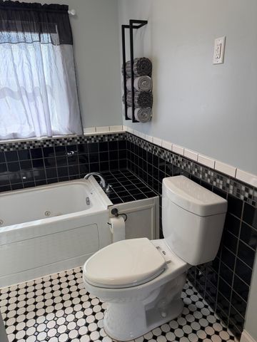 811 E Division Street, Elbow Lake, MN 56531