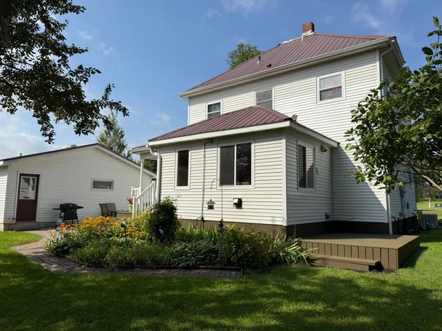 811 E Division Street, Elbow Lake, MN 56531