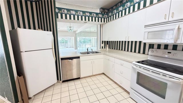 1 ENCLAVE DRIVE, Winter Haven, FL 33884