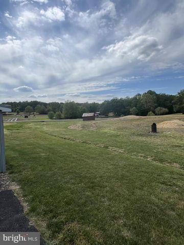 6975 CARRICO MILL RD, Hughesville, MD 20637