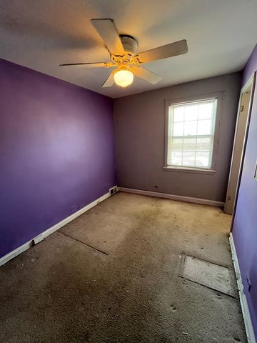 2849 W Pratt Boulevard, Chicago, IL 60645