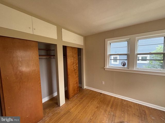 412 1ST AVE, Haddon Heights, NJ 08035