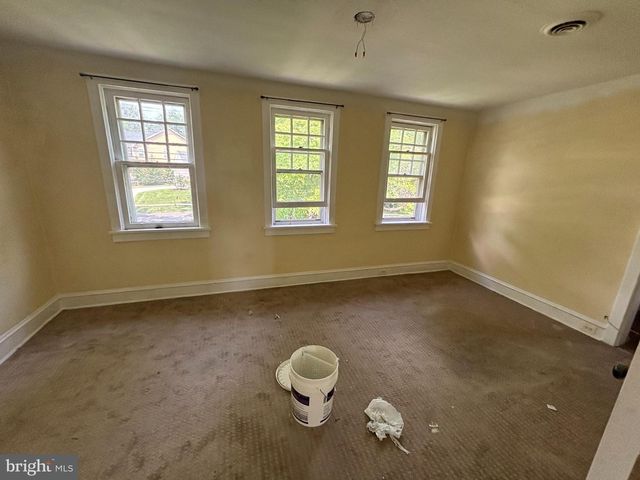 412 1ST AVE, Haddon Heights, NJ 08035