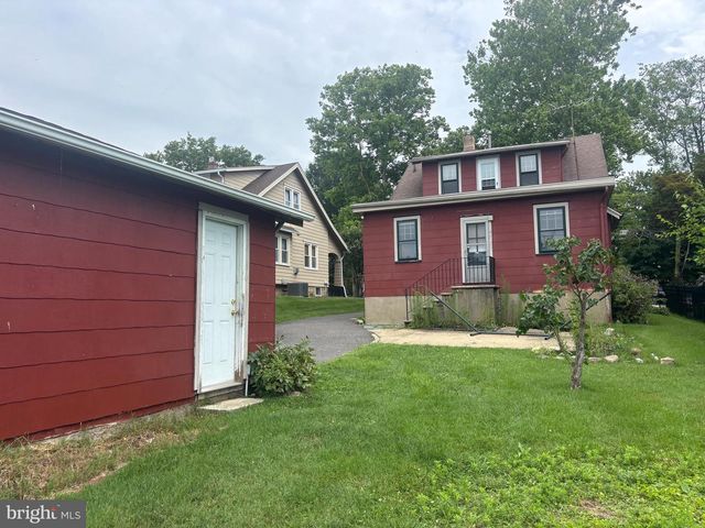 412 1ST AVE, Haddon Heights, NJ 08035