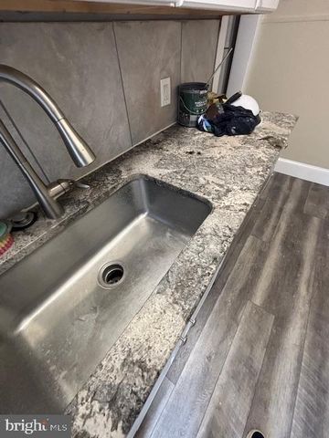412 1ST AVE, Haddon Heights, NJ 08035