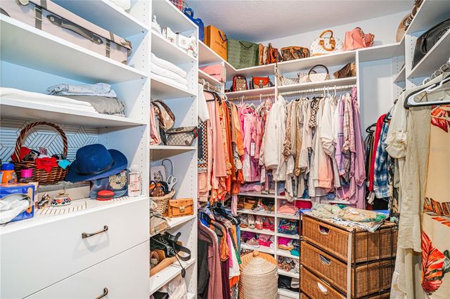 9882 CAMPANULA COURT, Land O Lakes, FL 34637